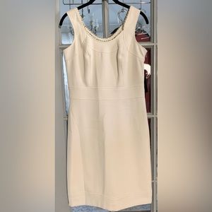 Ivory knee length dress w green/multi trim (size 4) NWT